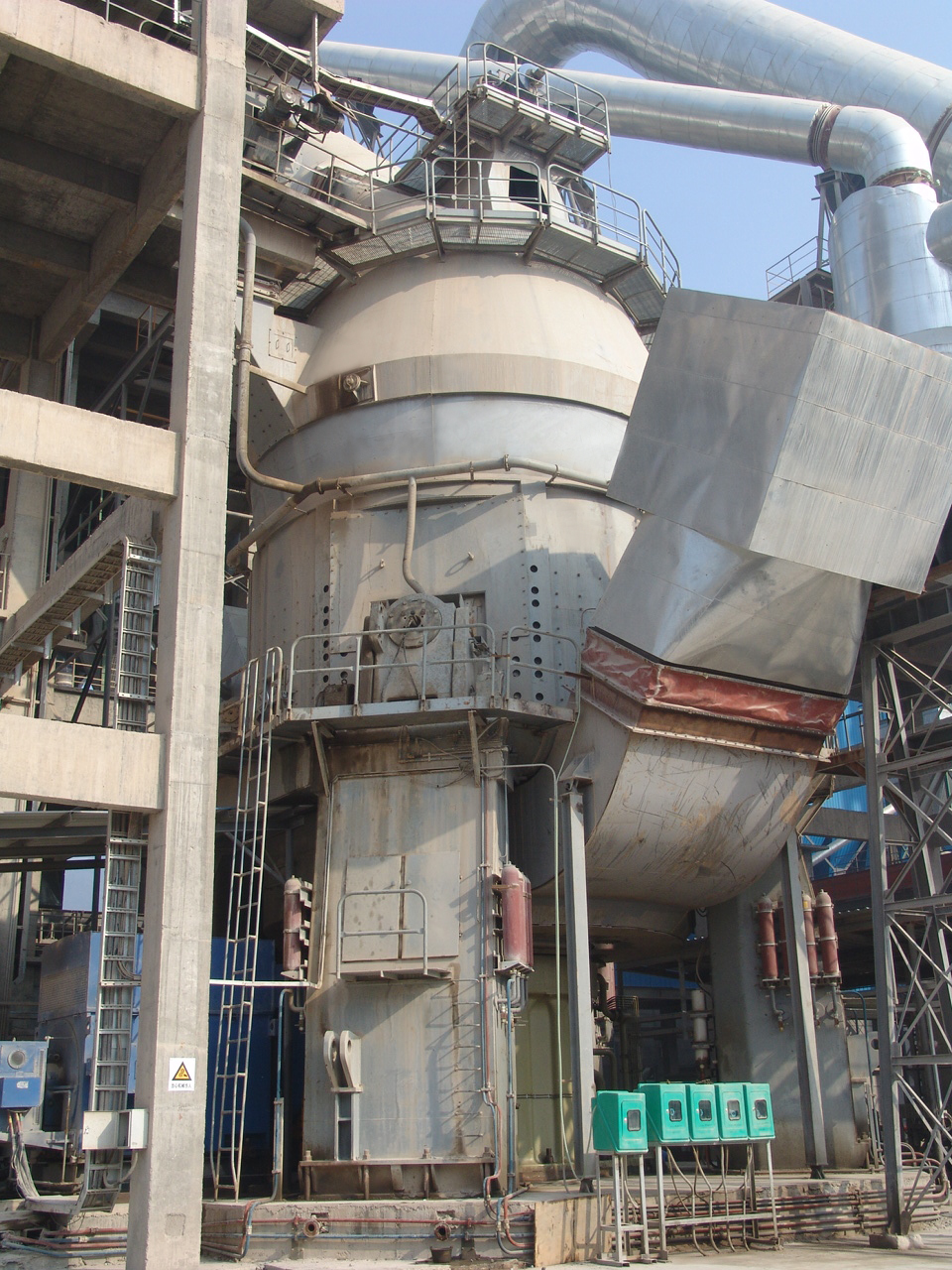 28T/H HRM1700 vertical mill